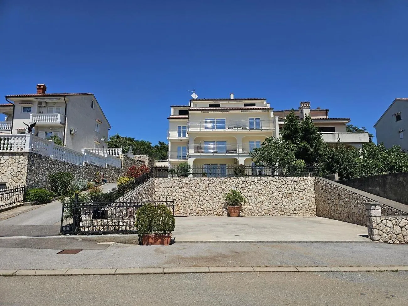 Keti 2 Nv - Studio Apartment With Terrace Novi Vinodolski
